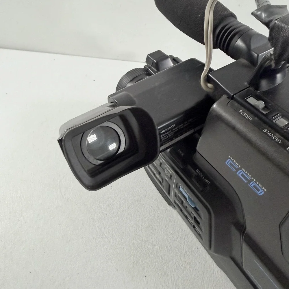 Vintage‎ Rare Variant Magnavox Movie-Maker S-VHS Camcorder VR9244AV01 TESTED